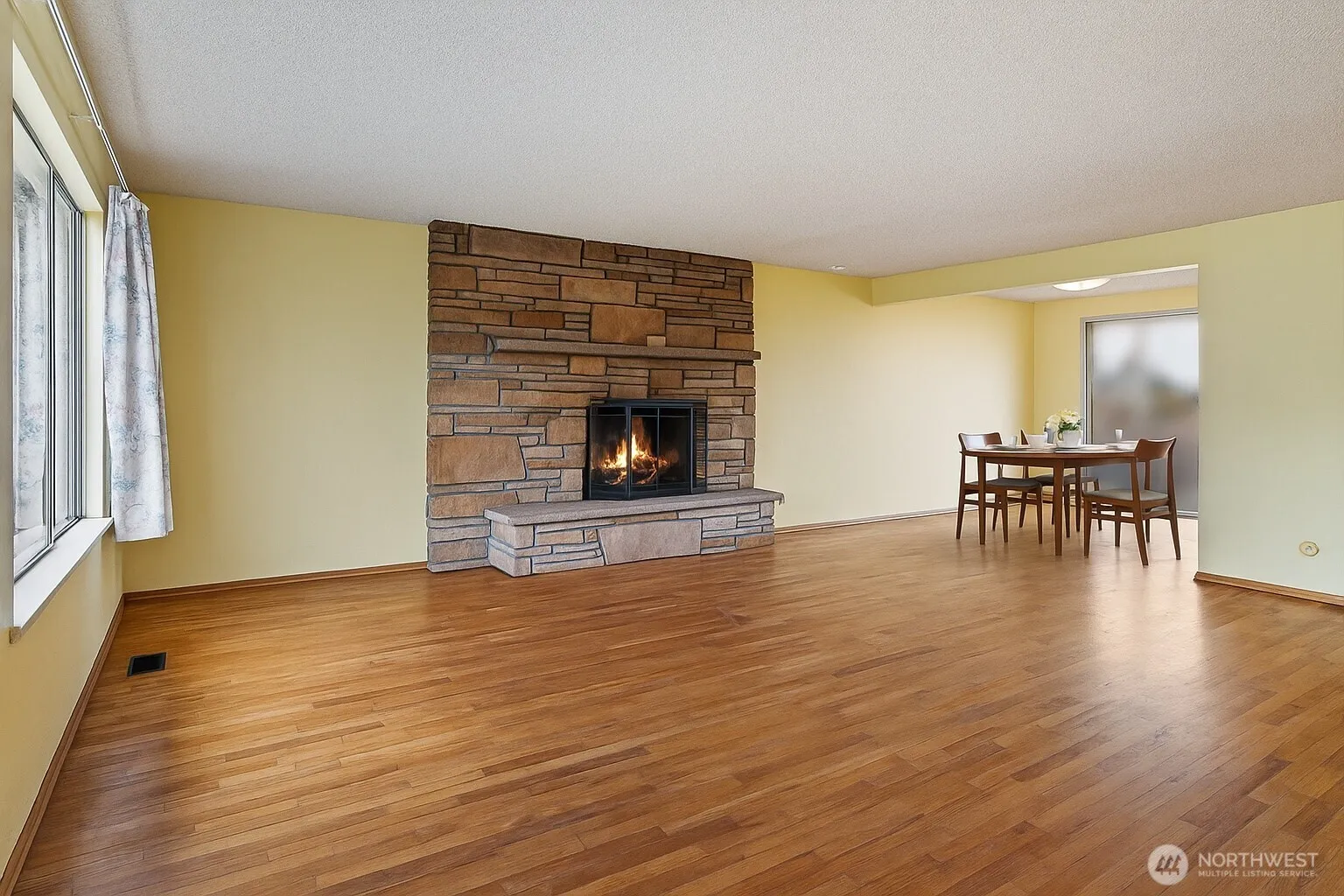Property photo for 2823 S Othello Street, Seattle photo 5