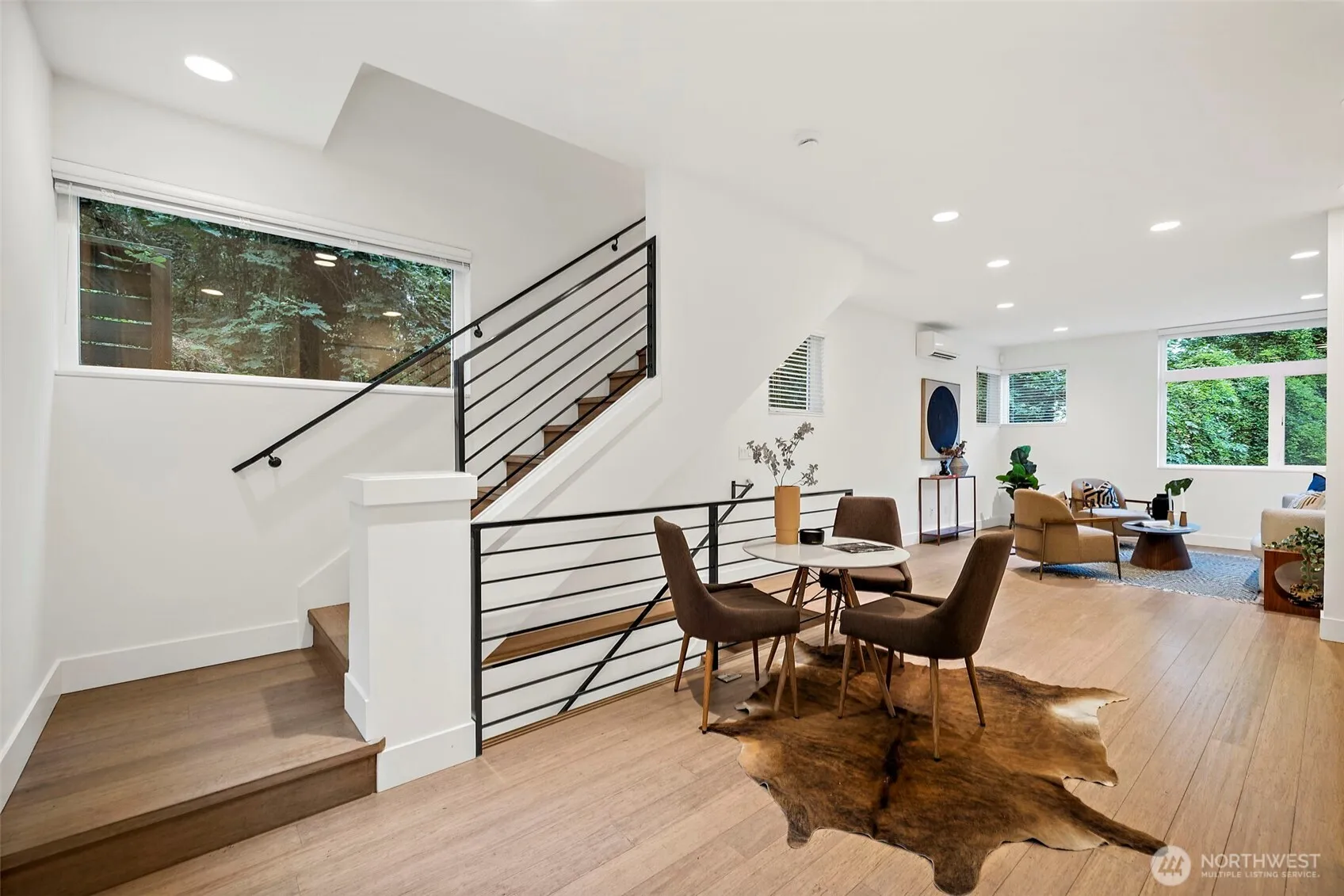 Property photo for 1543 Boylston Avenue E, Seattle photo 5