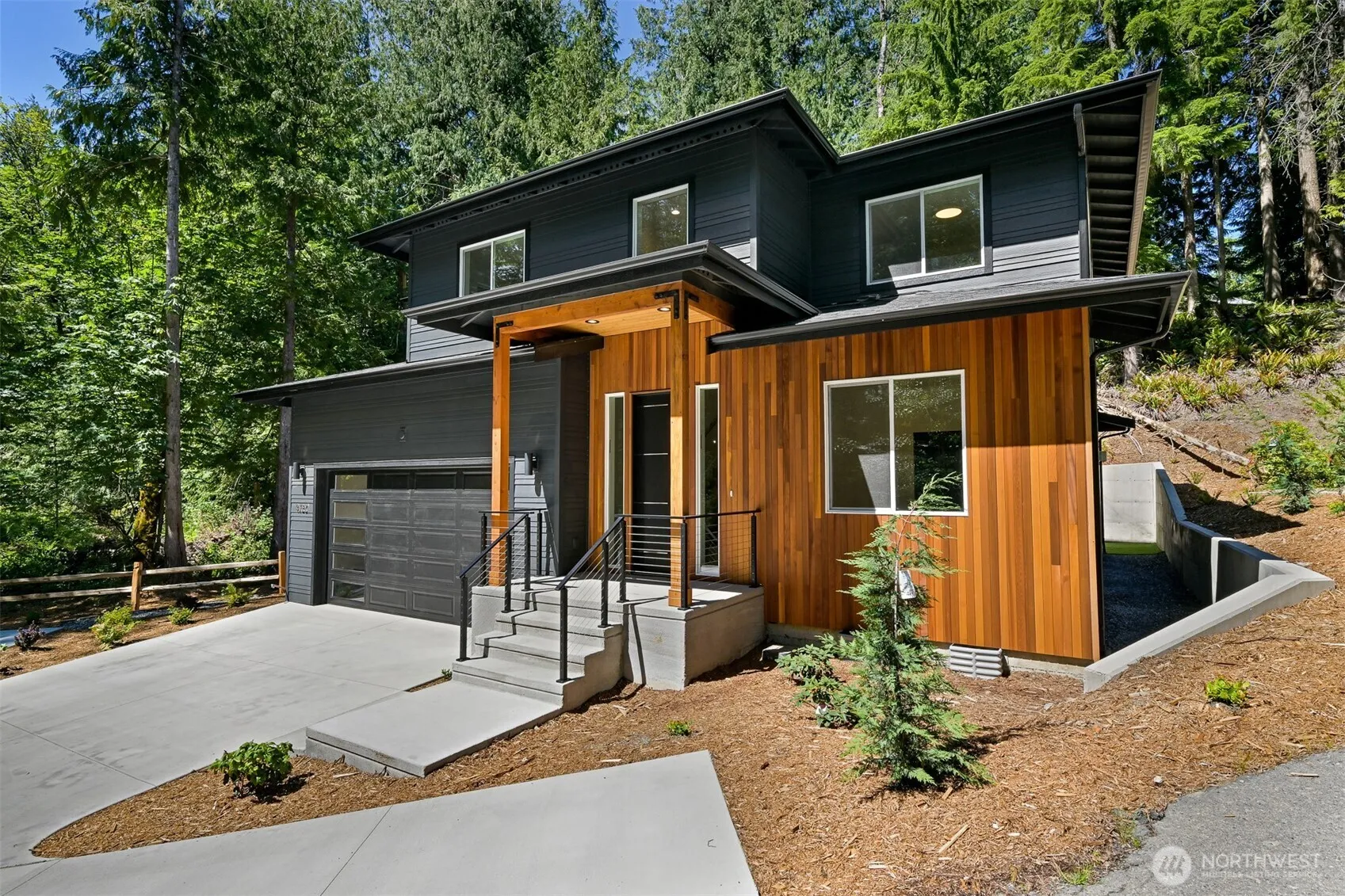 Property photo for 4750 Lost Creek Lane, Bellingham photo 2