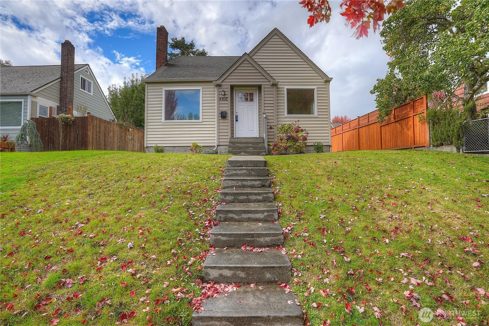 Property photo for 4508 S D Street, Tacoma photo 2
