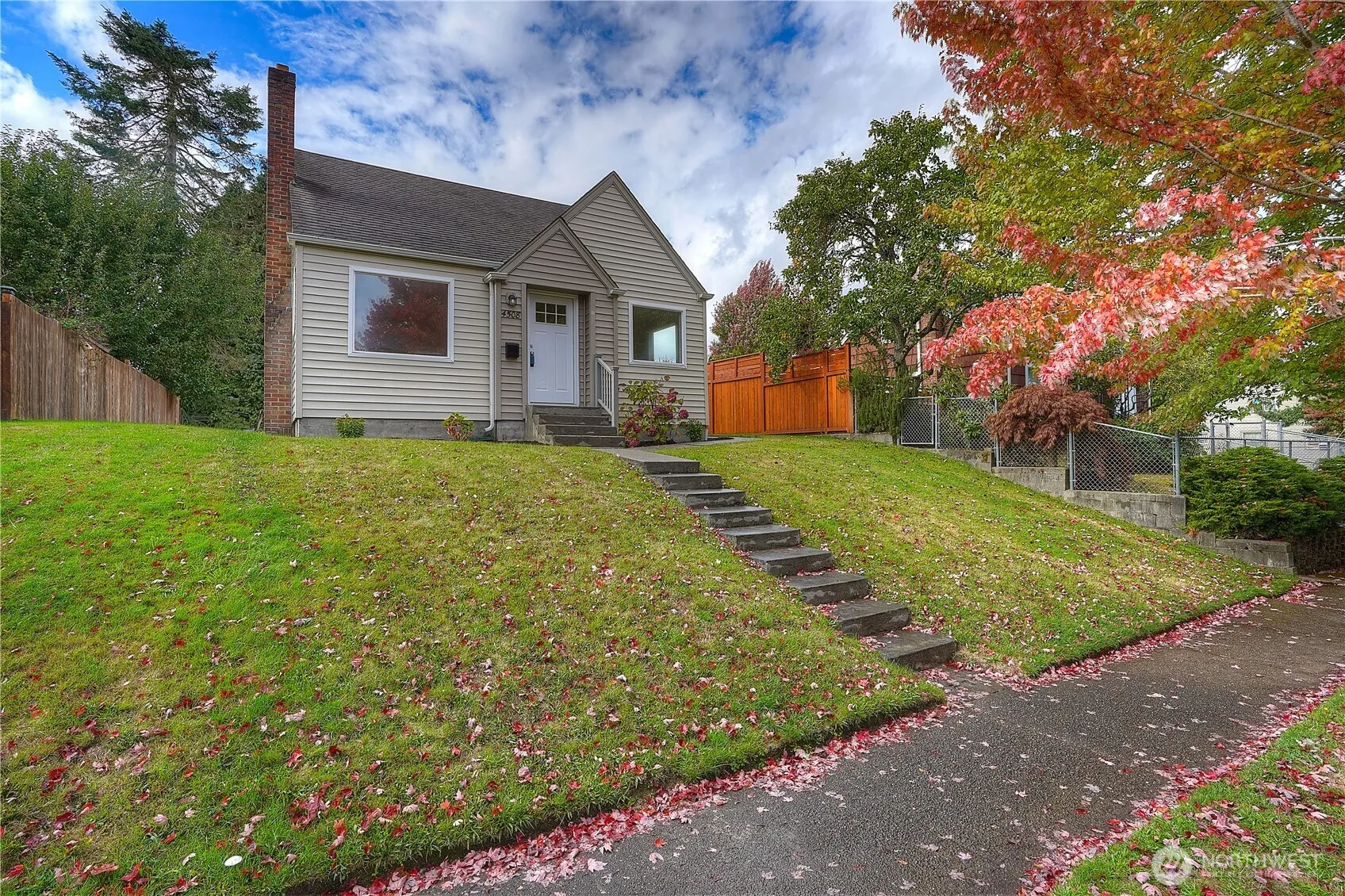 Property photo for 4508 S D Street, Tacoma photo 3