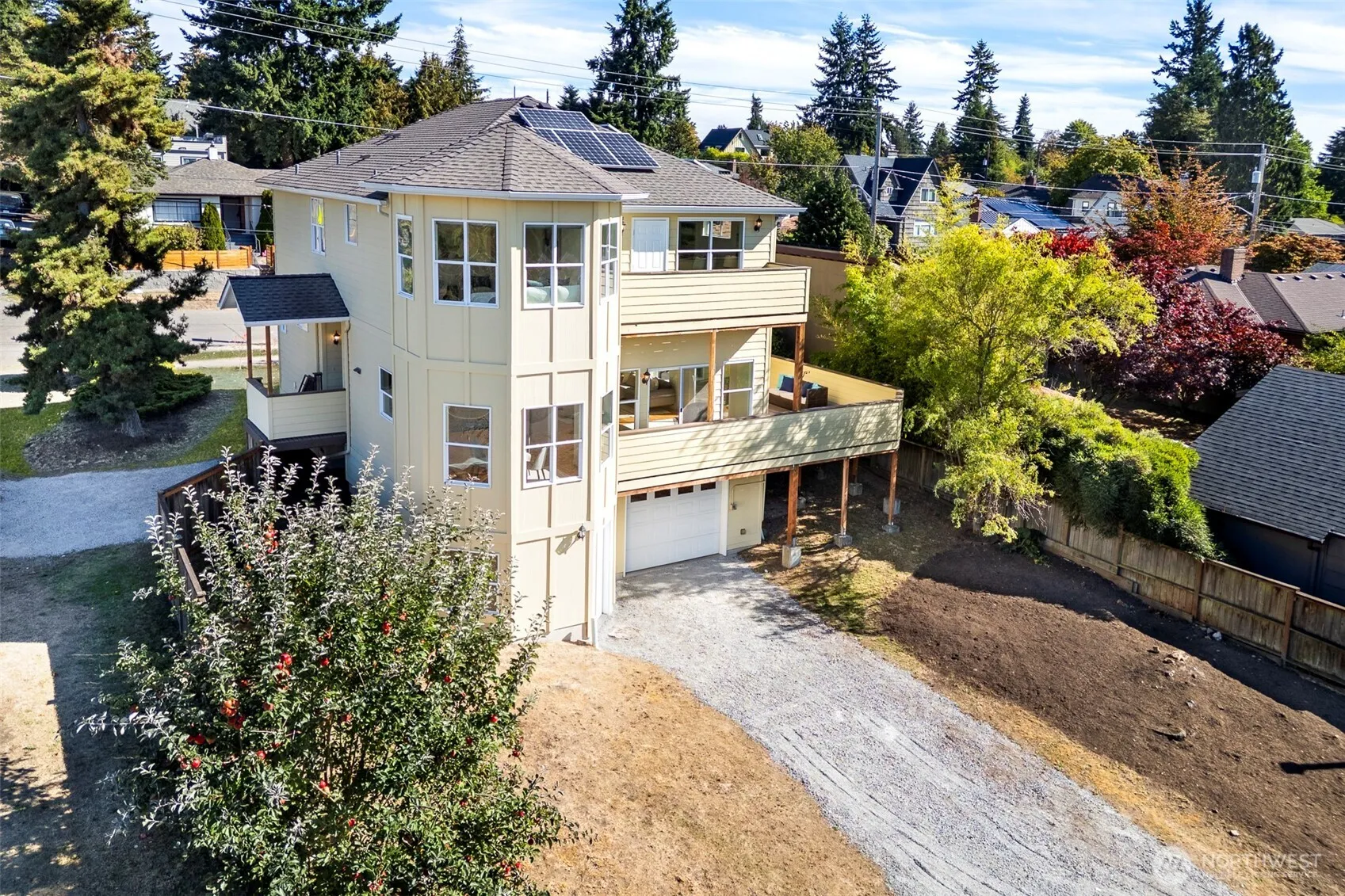 Property photo for 111 Nw 125th Street, Seattle