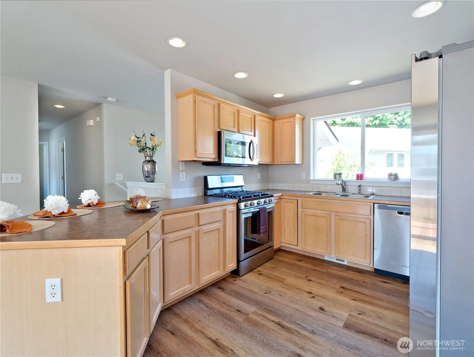 Property photo for 2409 Ne 11th Court, Renton photo 3
