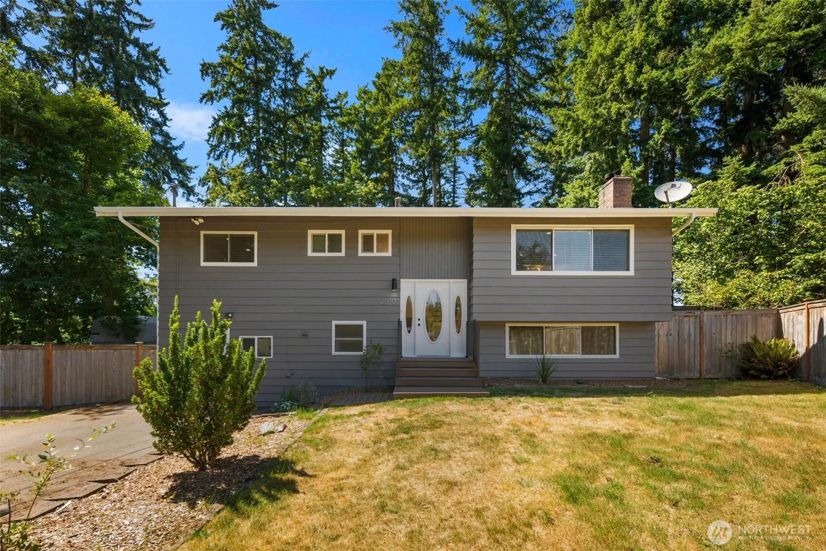 Property photo for 20101 95th Place Ne, Bothell