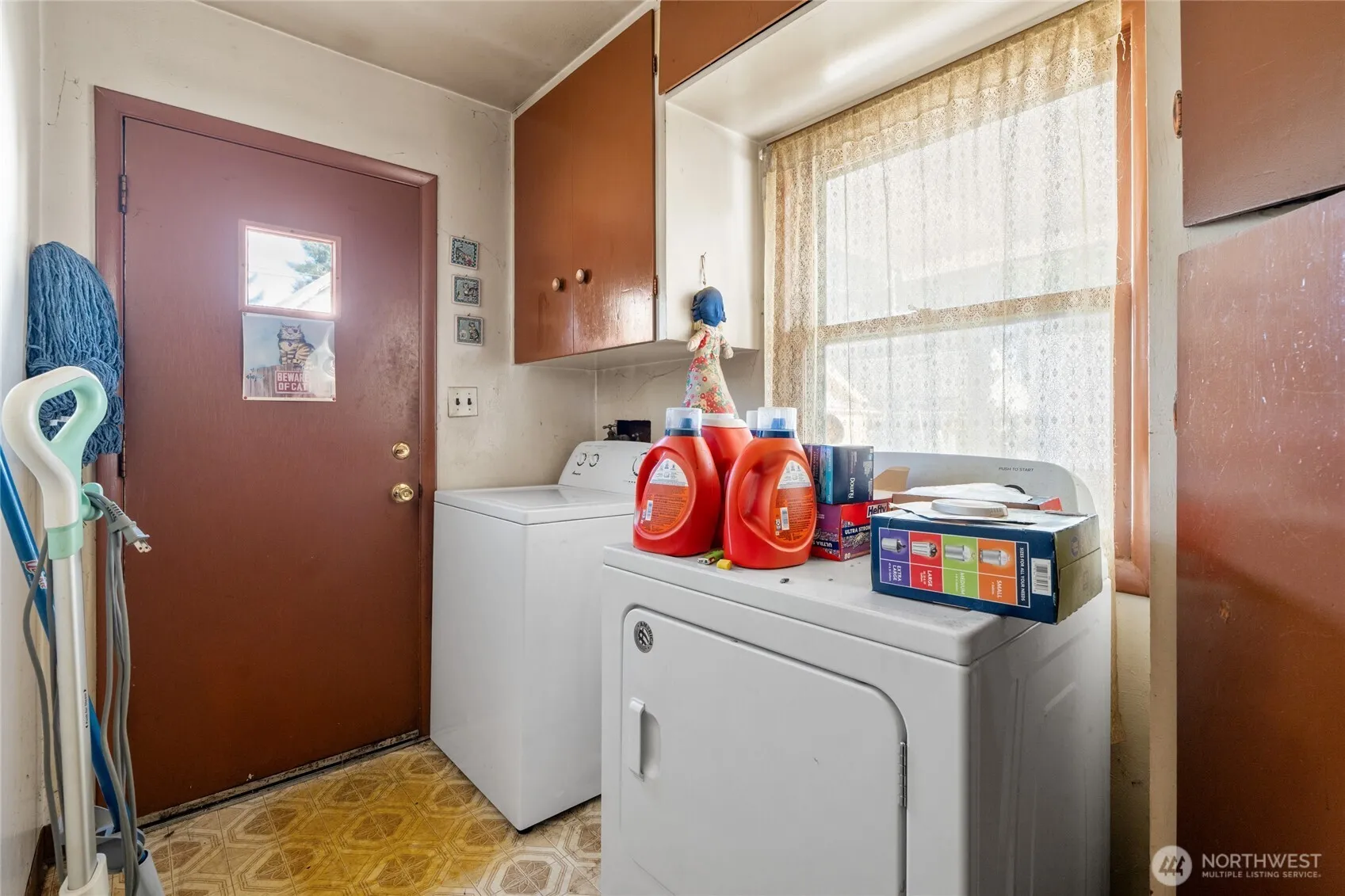 Property photo for 4611 S Reade Street, Tacoma photo 5
