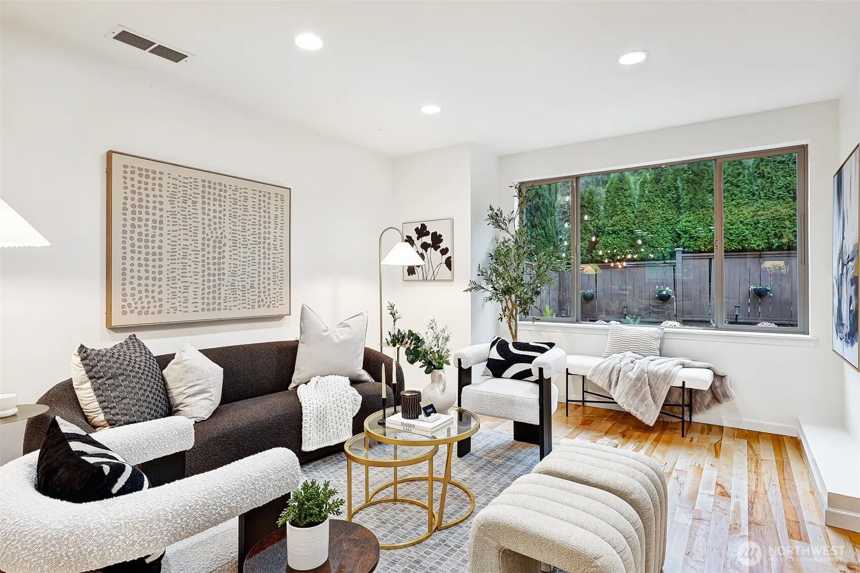 Property photo for 3437 14th Avenue W #a, Seattle photo 4