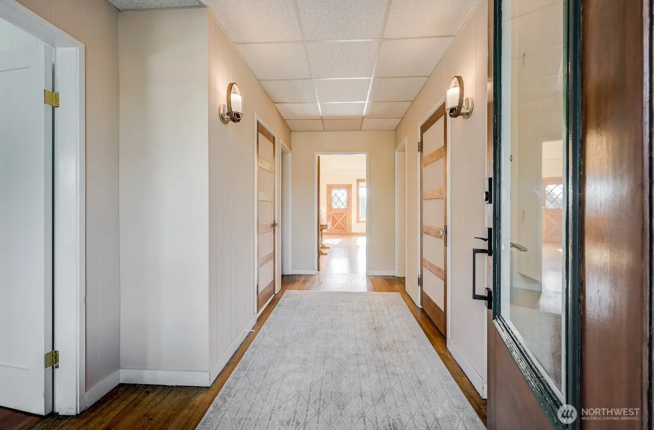 Property photo for 1638 Palm Avenue Sw, Seattle photo 3