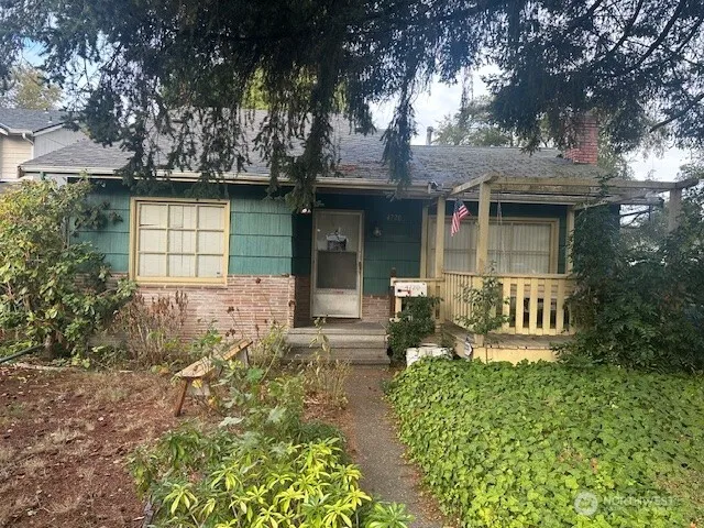 Property photo for 4720 S Puget Sound Avenue, Tacoma