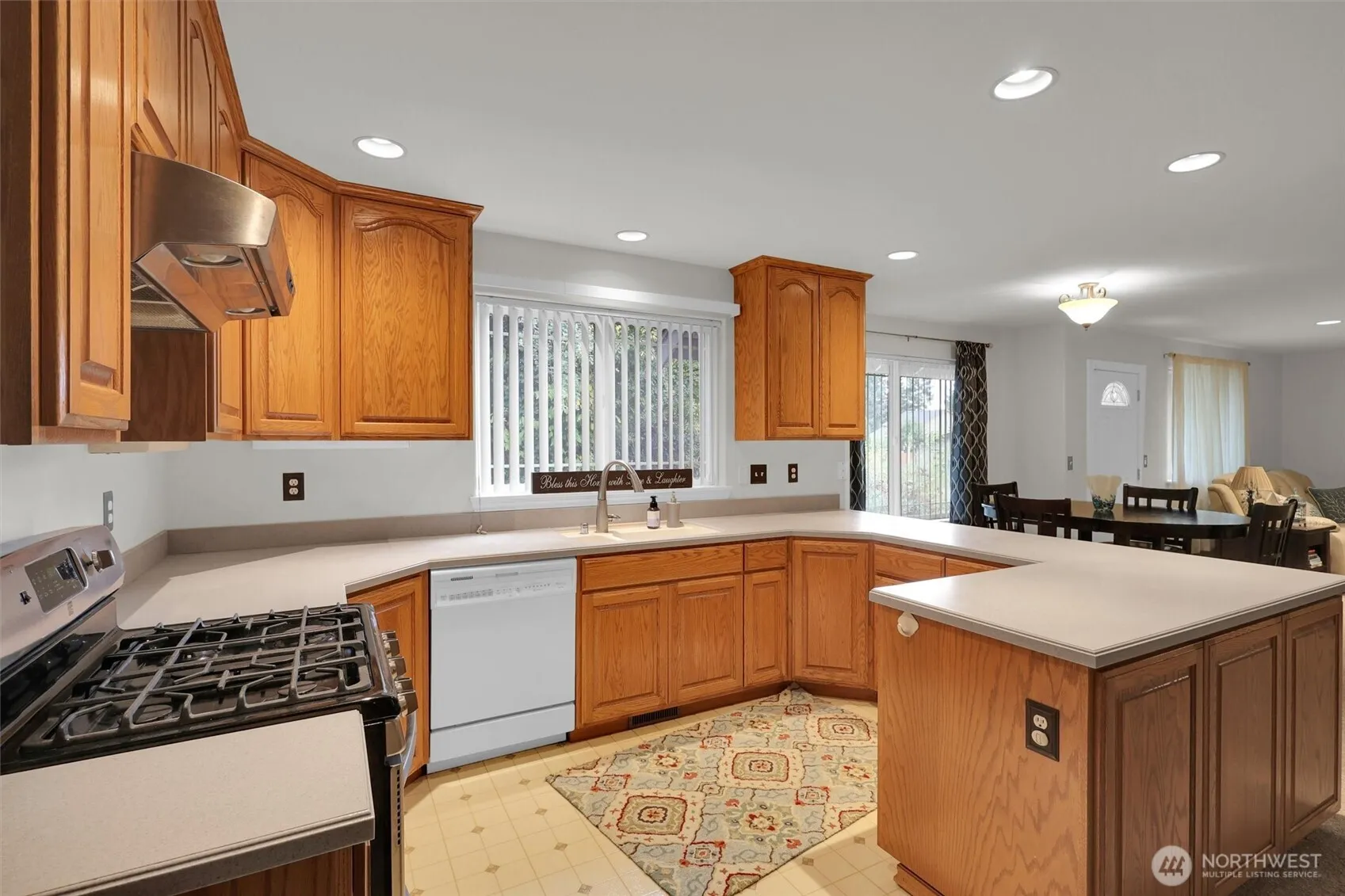 Property photo for 814 105th Street S, Tacoma photo 5