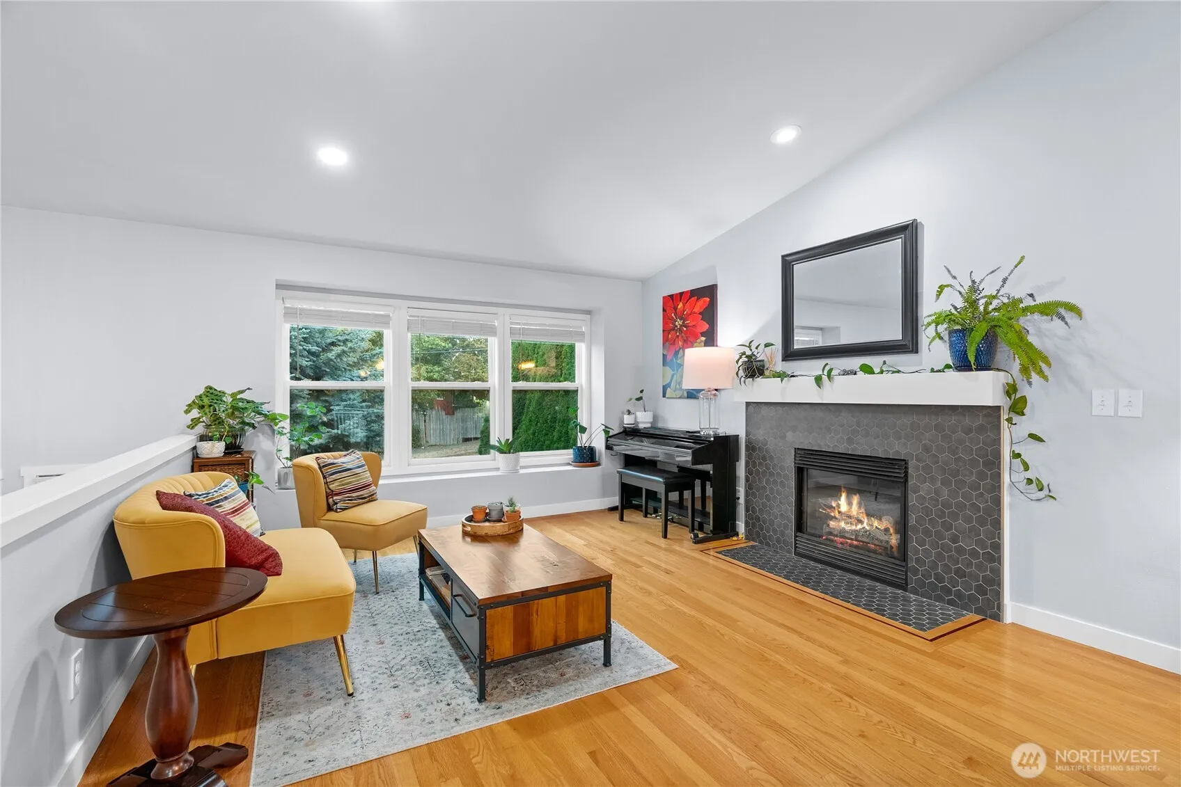 Property photo for 5421 S Roxbury Street, Seattle photo 4