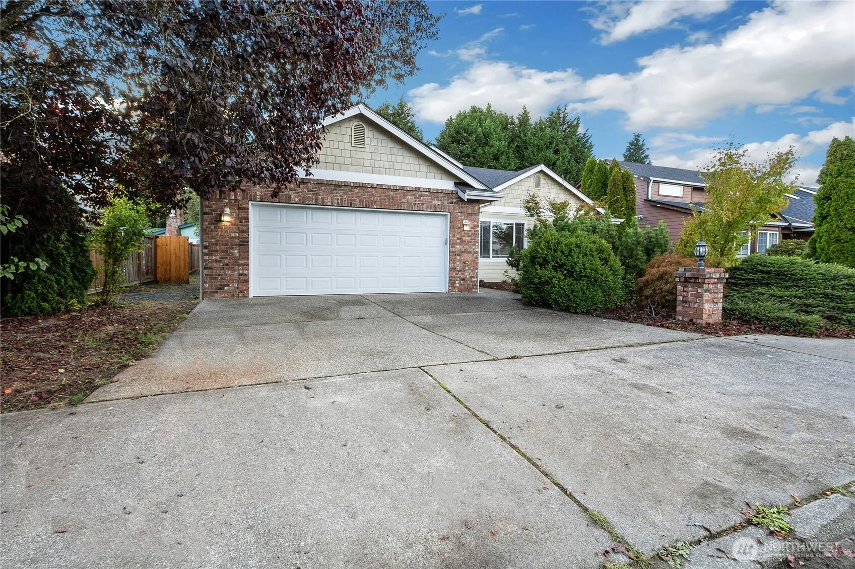 Property photo for 708 16th Place Nw, Puyallup photo 2