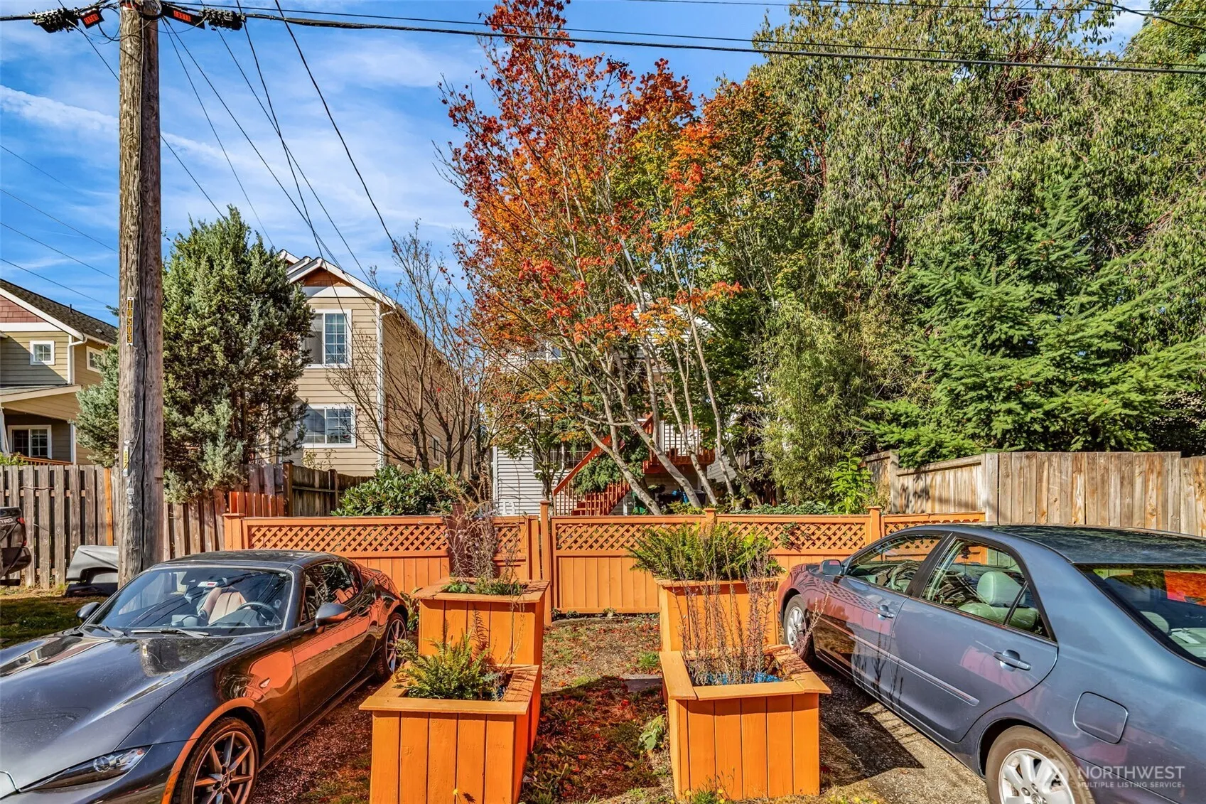 Property photo for 10513 Whitman Avenue N, Seattle photo 3