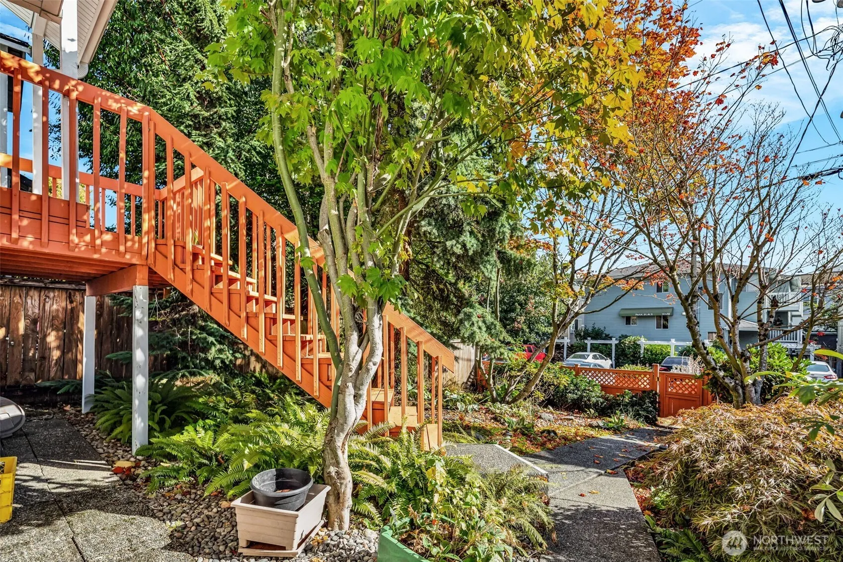 Property photo for 10513 Whitman Avenue N, Seattle photo 5