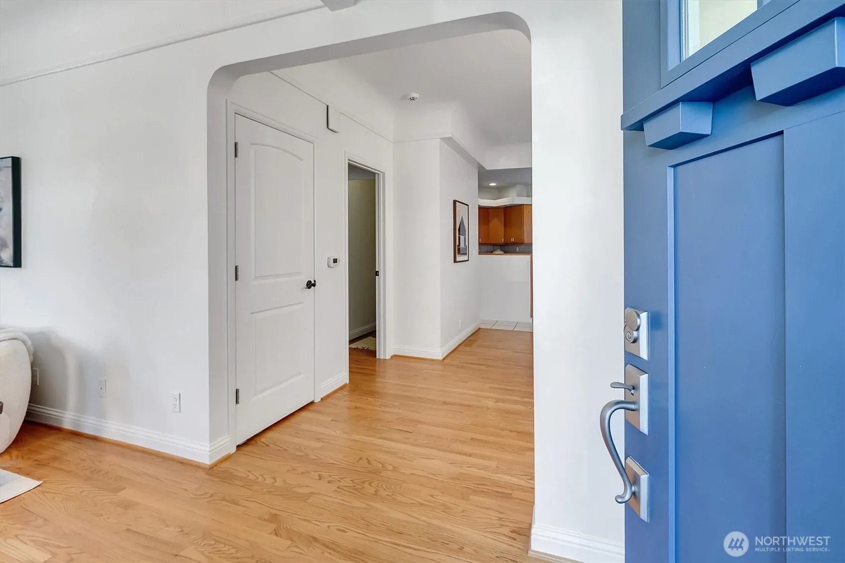 Property photo for 321 W Garfield, Seattle photo 4