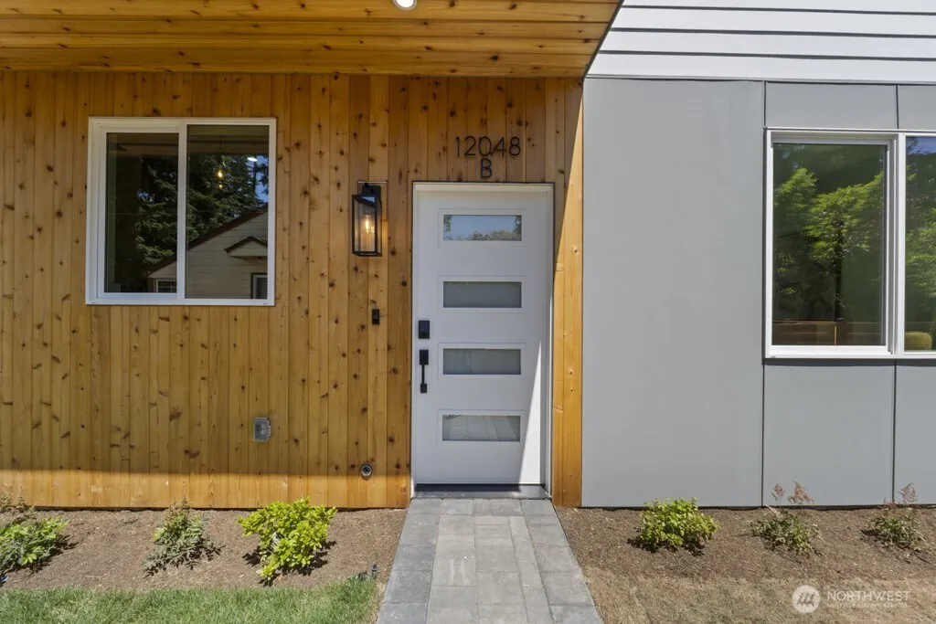 Property photo for 12048 5th Avenue Ne #b, Seattle
