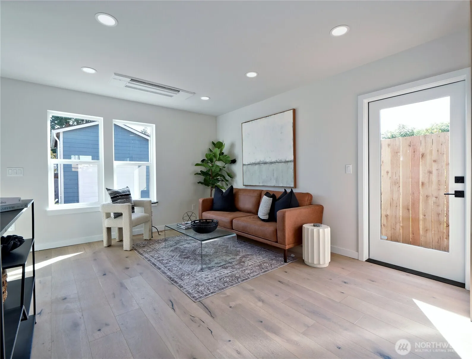 Property photo for 7718 32nd Avenue Sw, Seattle photo 4