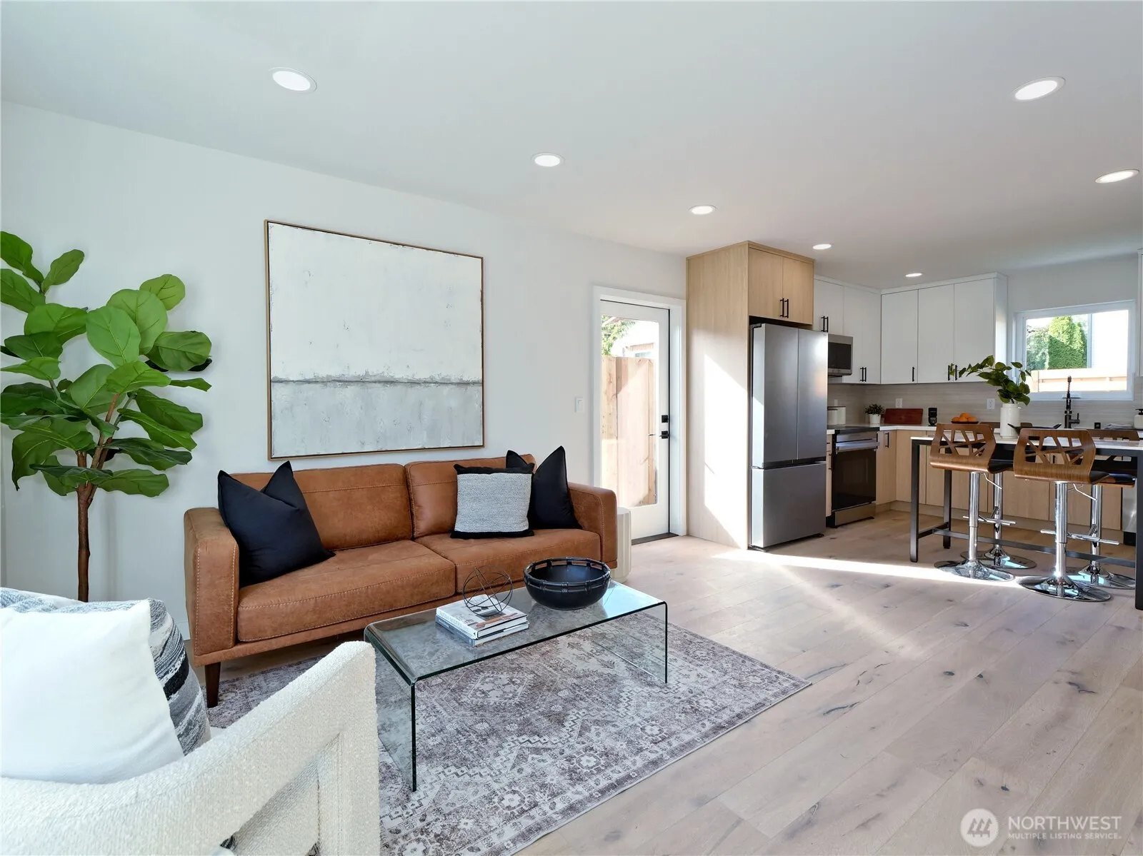 Property photo for 7718 32nd Avenue Sw, Seattle photo 2
