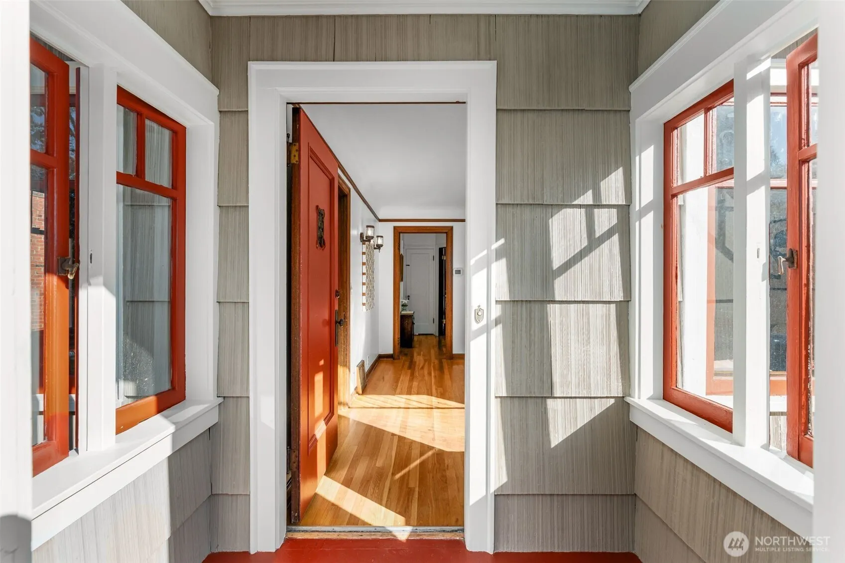 Property photo for 8606 29th Avenue Nw, Seattle photo 2