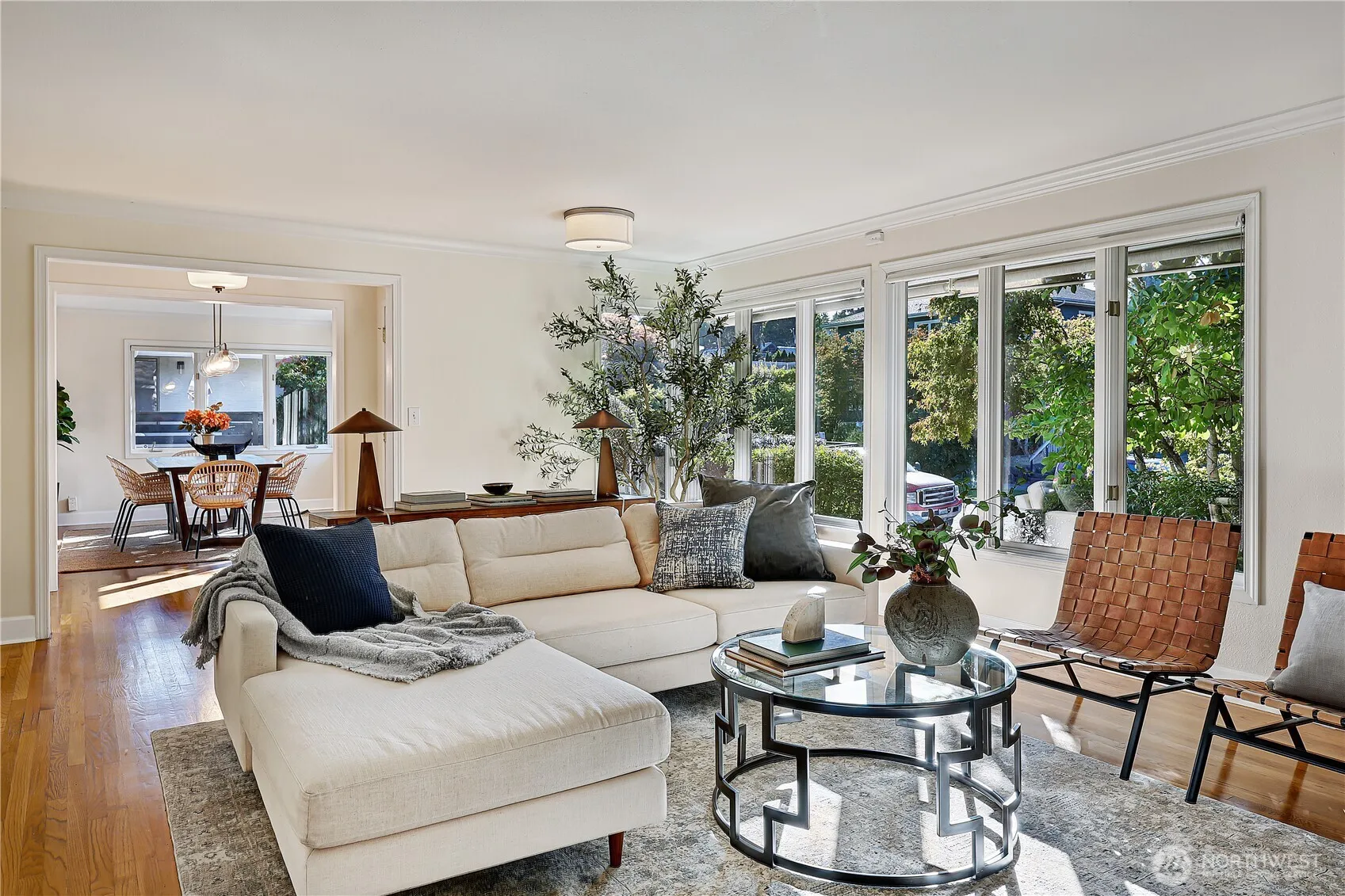 Property photo for 1852 40th Avenue E, Seattle photo 5