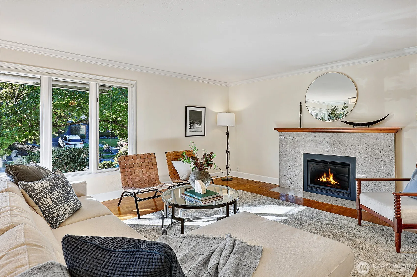 Property photo for 1852 40th Avenue E, Seattle photo 4