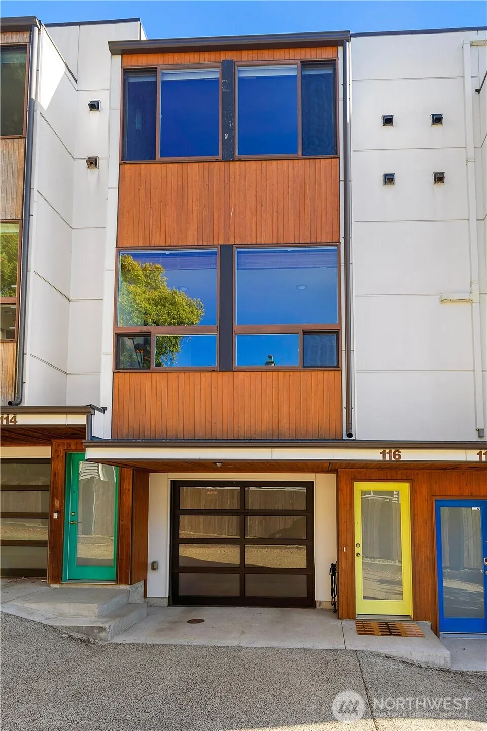 Property photo for 116 N 39th Street, Seattle photo 2