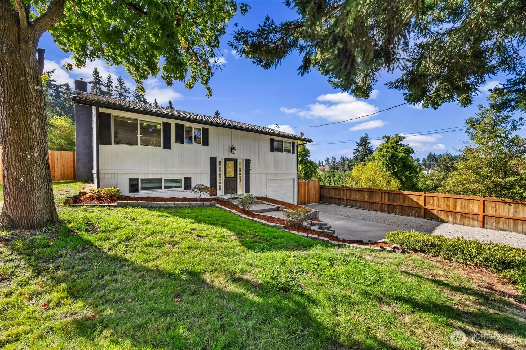 Property photo for 5716 96th Street E, Puyallup photo 3