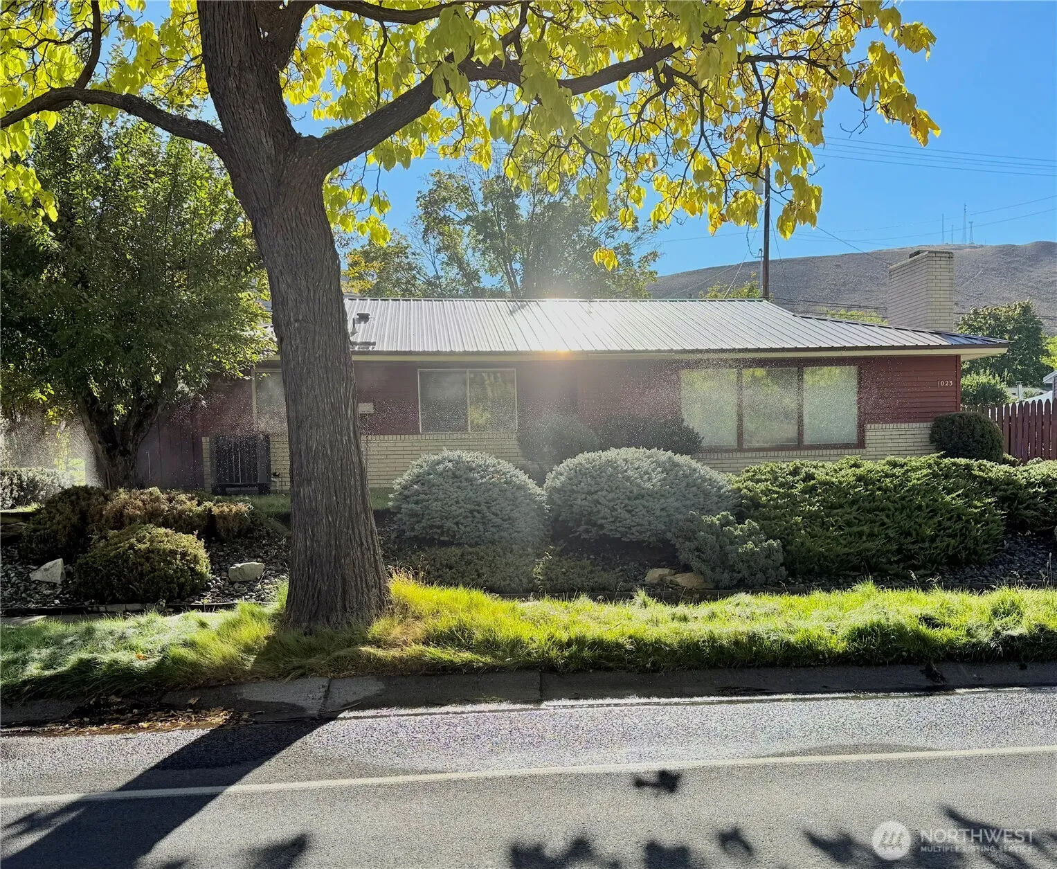 Property photo for 1023 River Drive, Coulee Dam photo 2