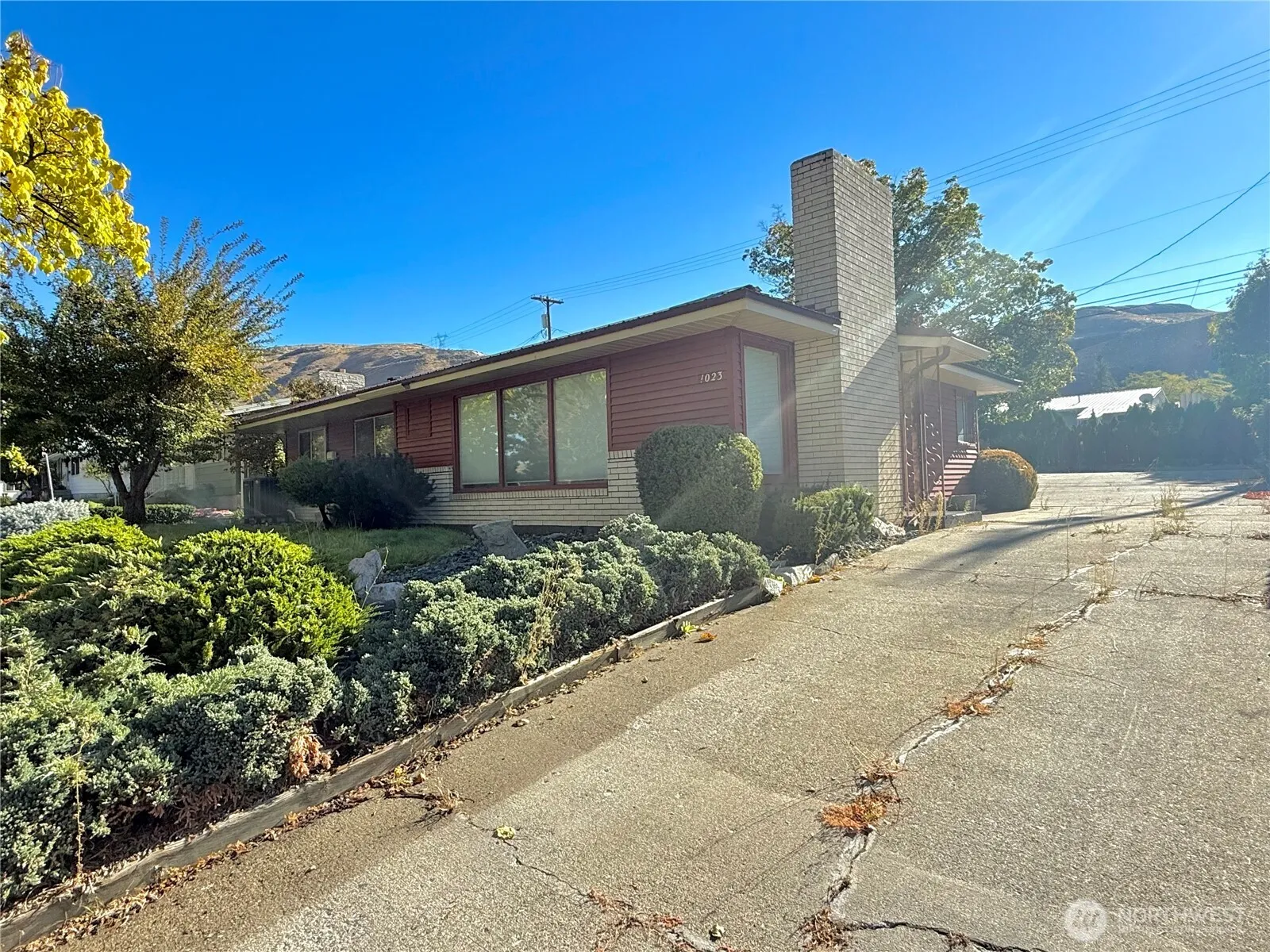 Property photo for 1023 River Drive, Coulee Dam photo 3