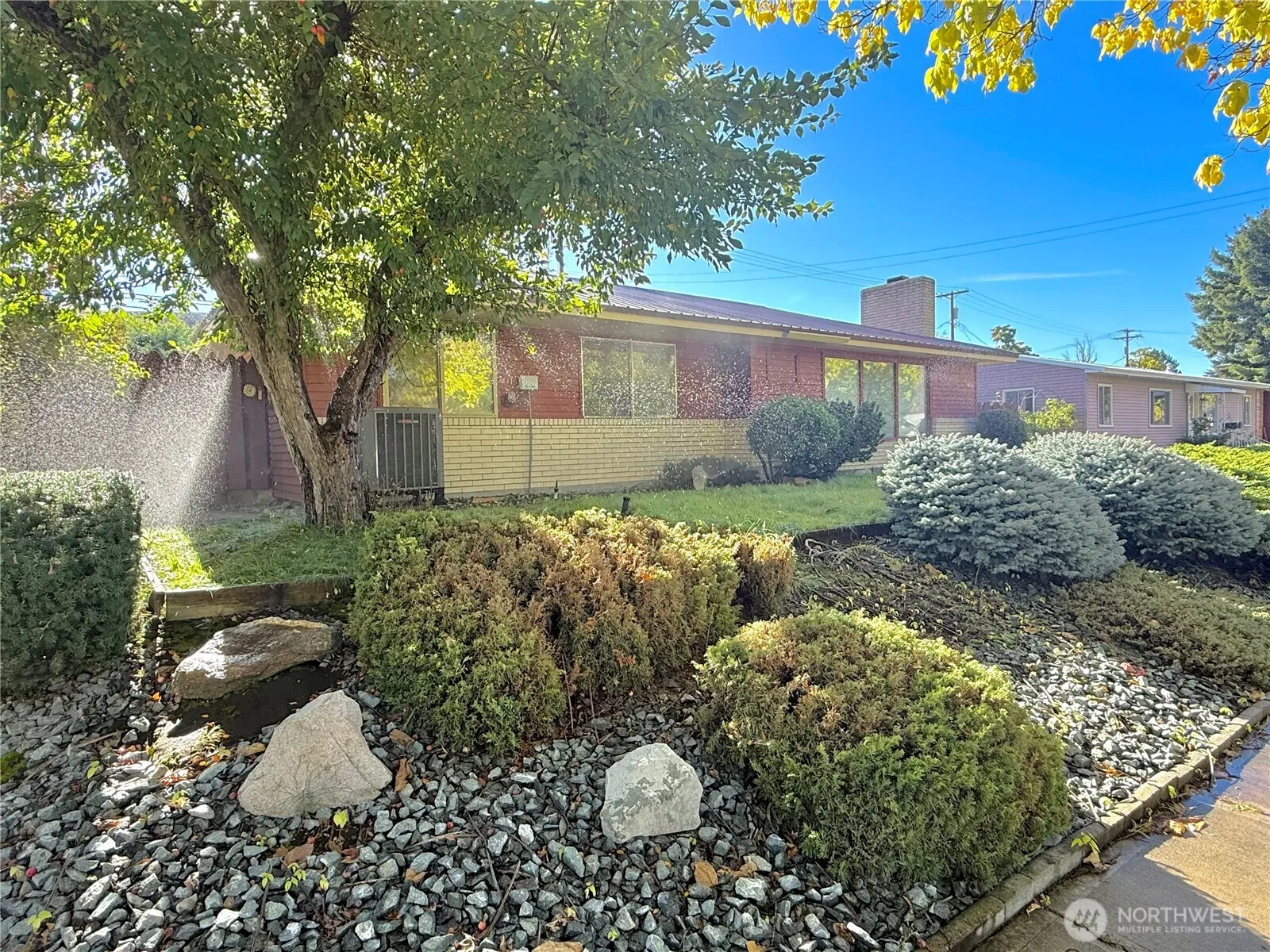 Property photo for 1023 River Drive, Coulee Dam