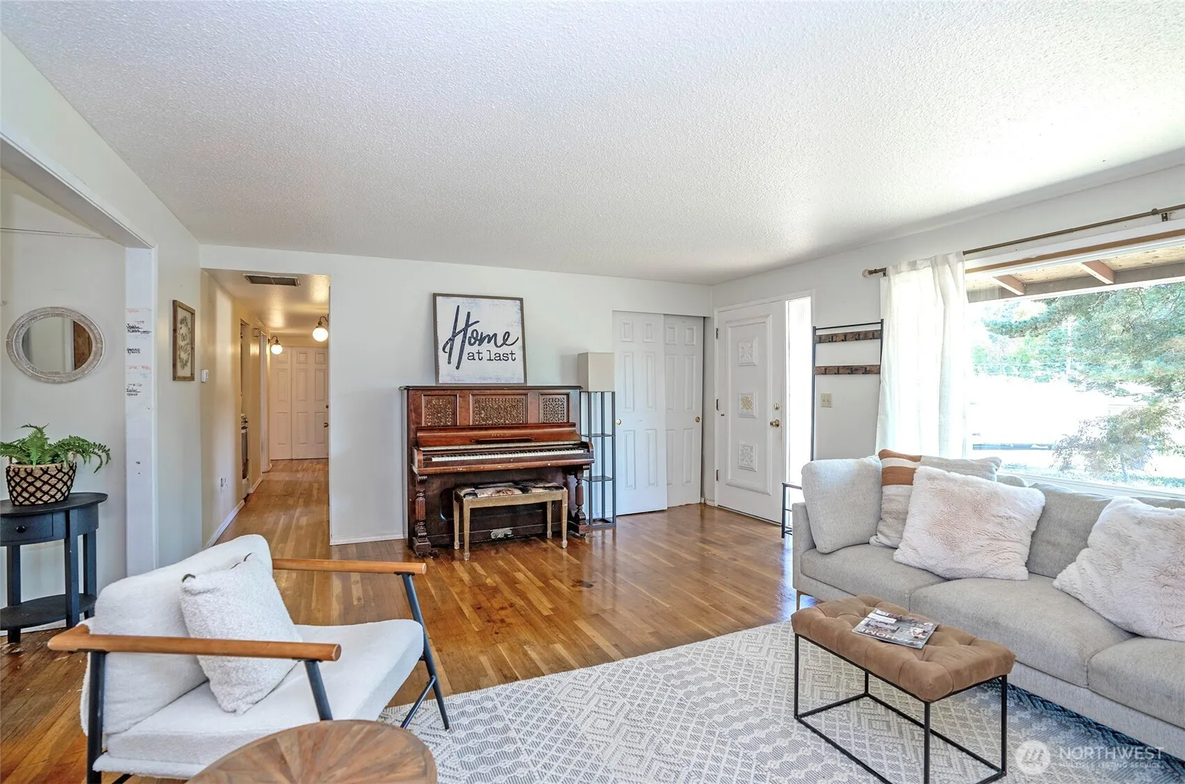 Property photo for 13520 13th Avenue Ct E, Tacoma photo 5