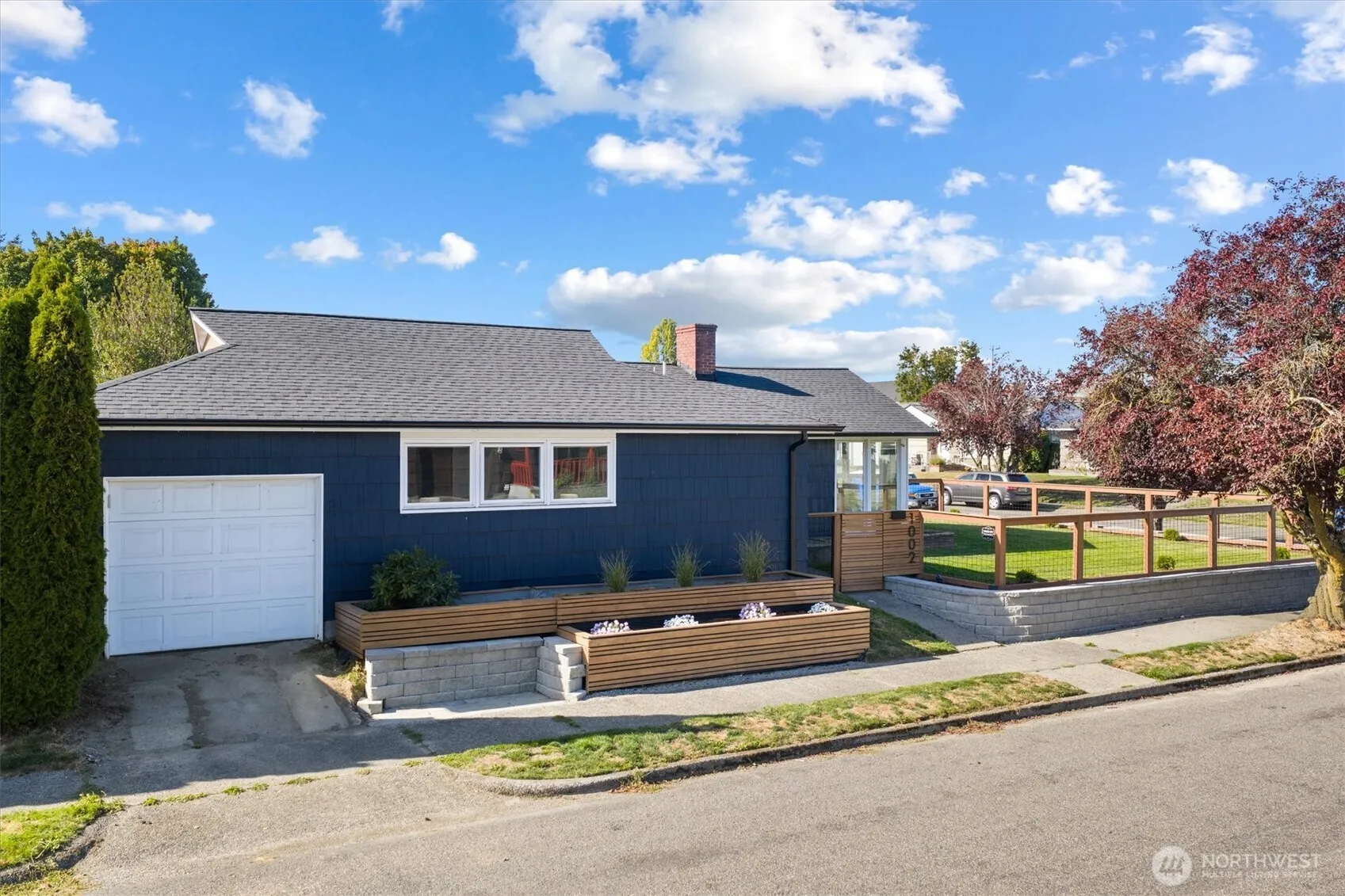 Property photo for 1002 S 34th Street, Tacoma photo 2