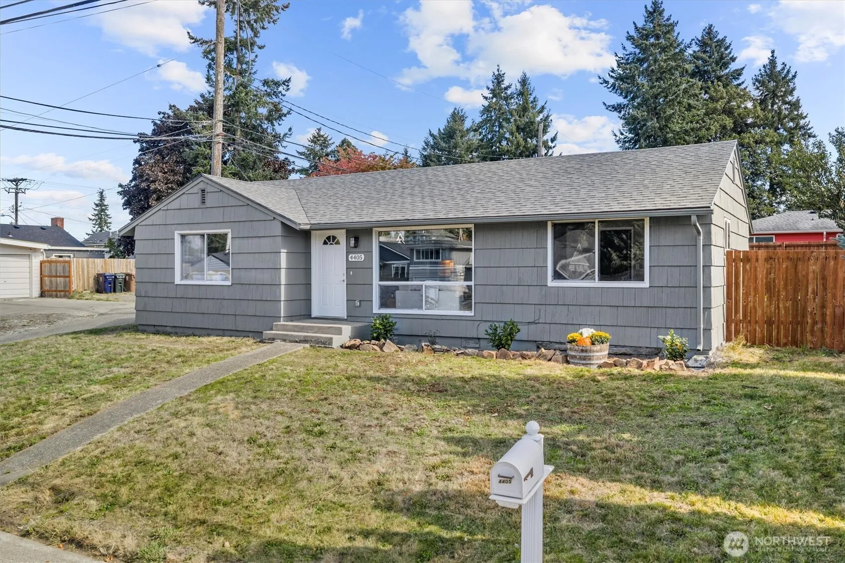 Property photo for 4405 N Pearl Street, Tacoma photo 2