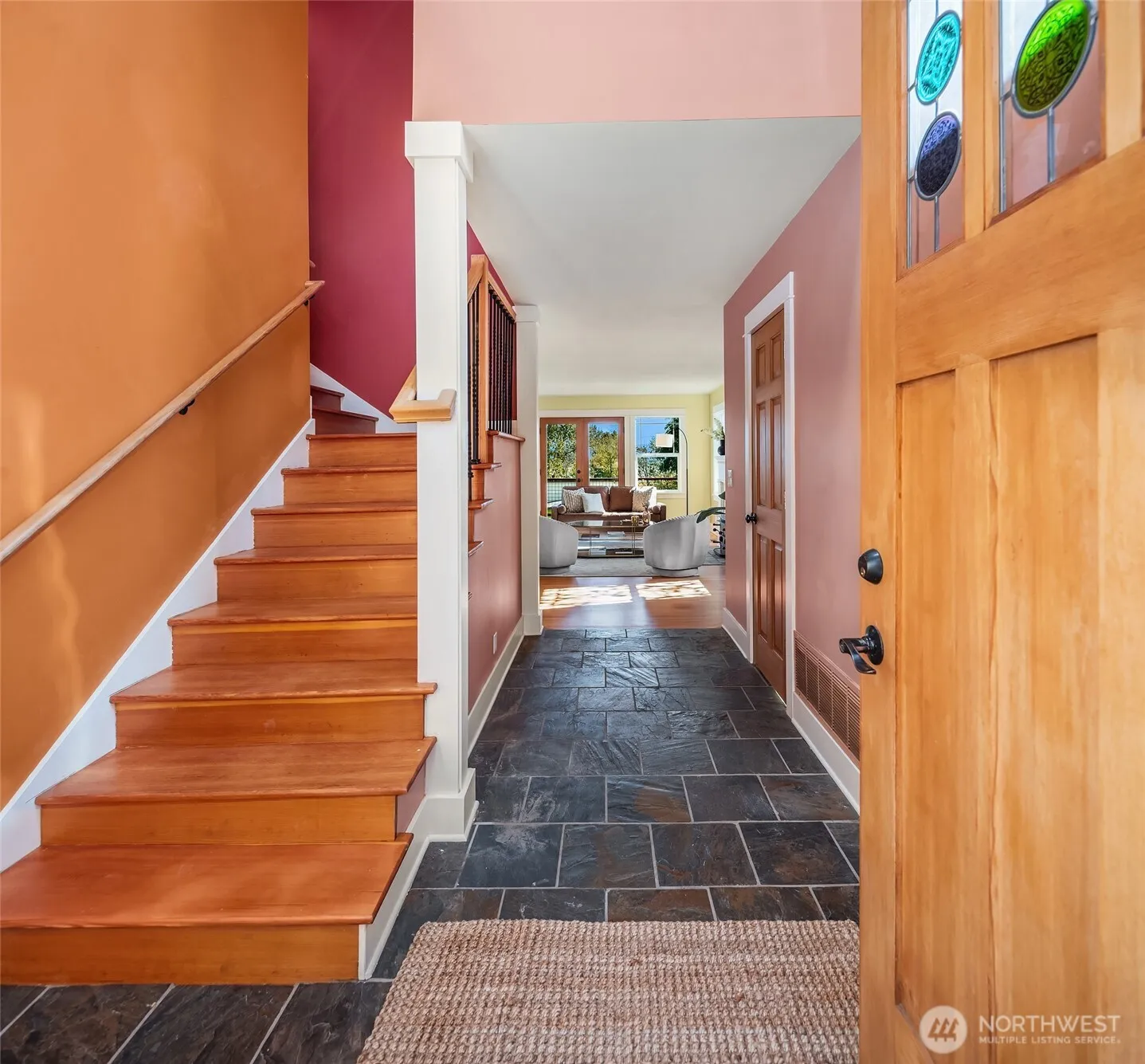 Property photo for 7337 7th Avenue Sw, Seattle photo 4