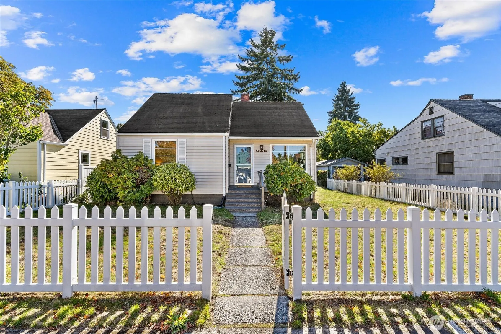 Property photo for 615 Nw 48th Street, Seattle