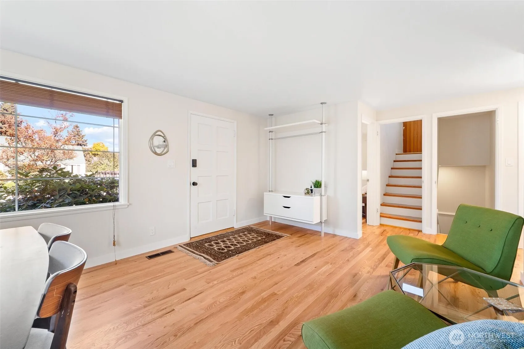 Property photo for 615 Nw 48th Street, Seattle photo 4