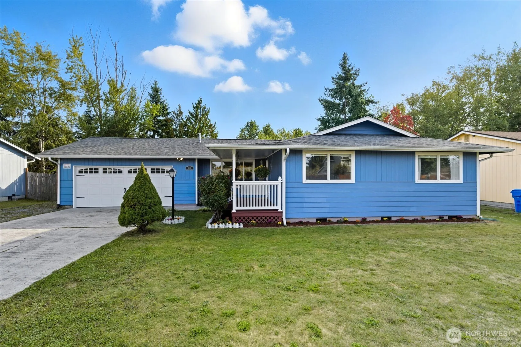 Property photo for 164 134th Street Ct E, Tacoma photo 2