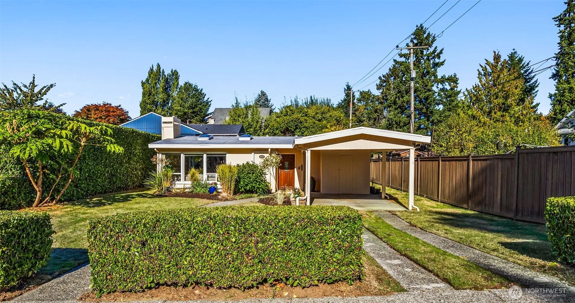Property photo for 4616 Sw Hanford Street, Seattle