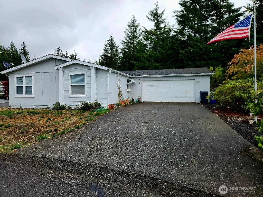 Property photo for 19 Christmas Tree Lane, Shelton