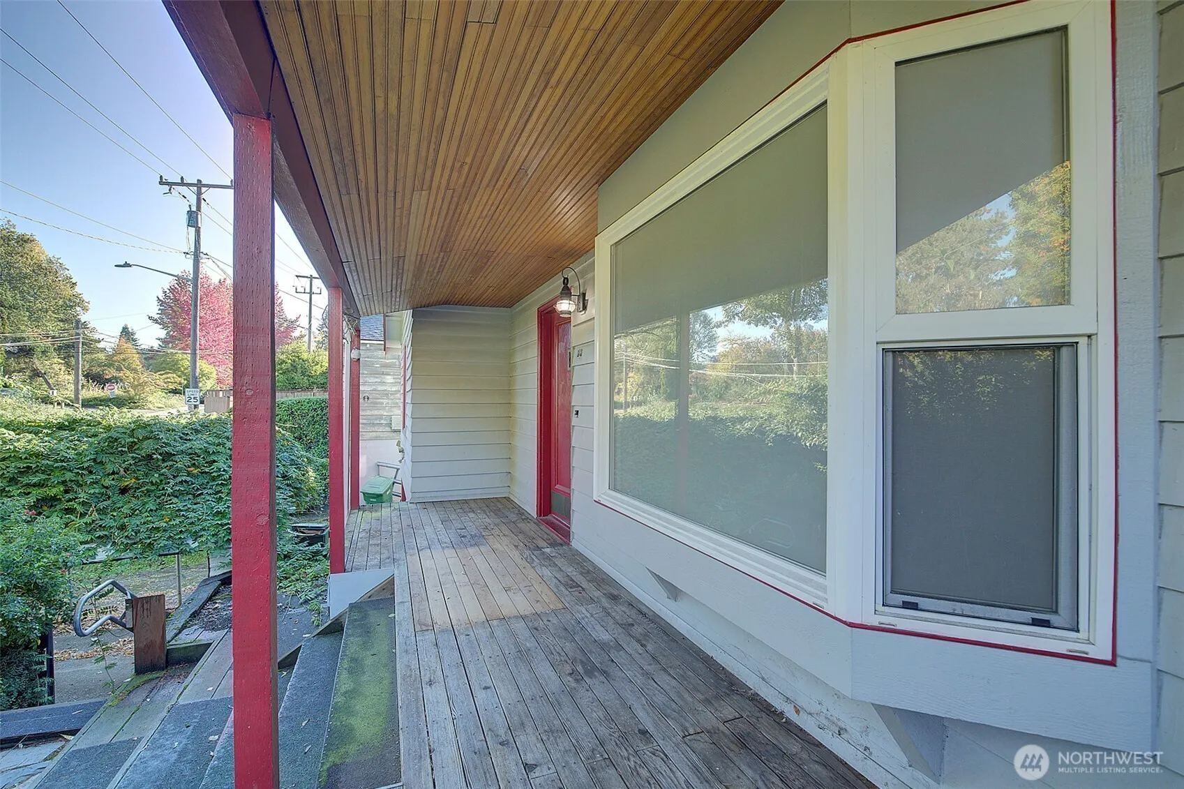Property photo for 2303 Ne 95th Street, Seattle photo 5