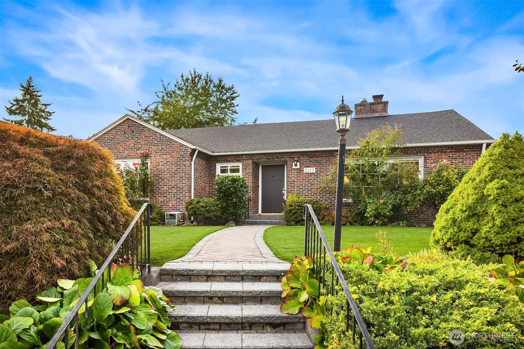 Property photo for 3117 Mount Rainier Drive S, Seattle