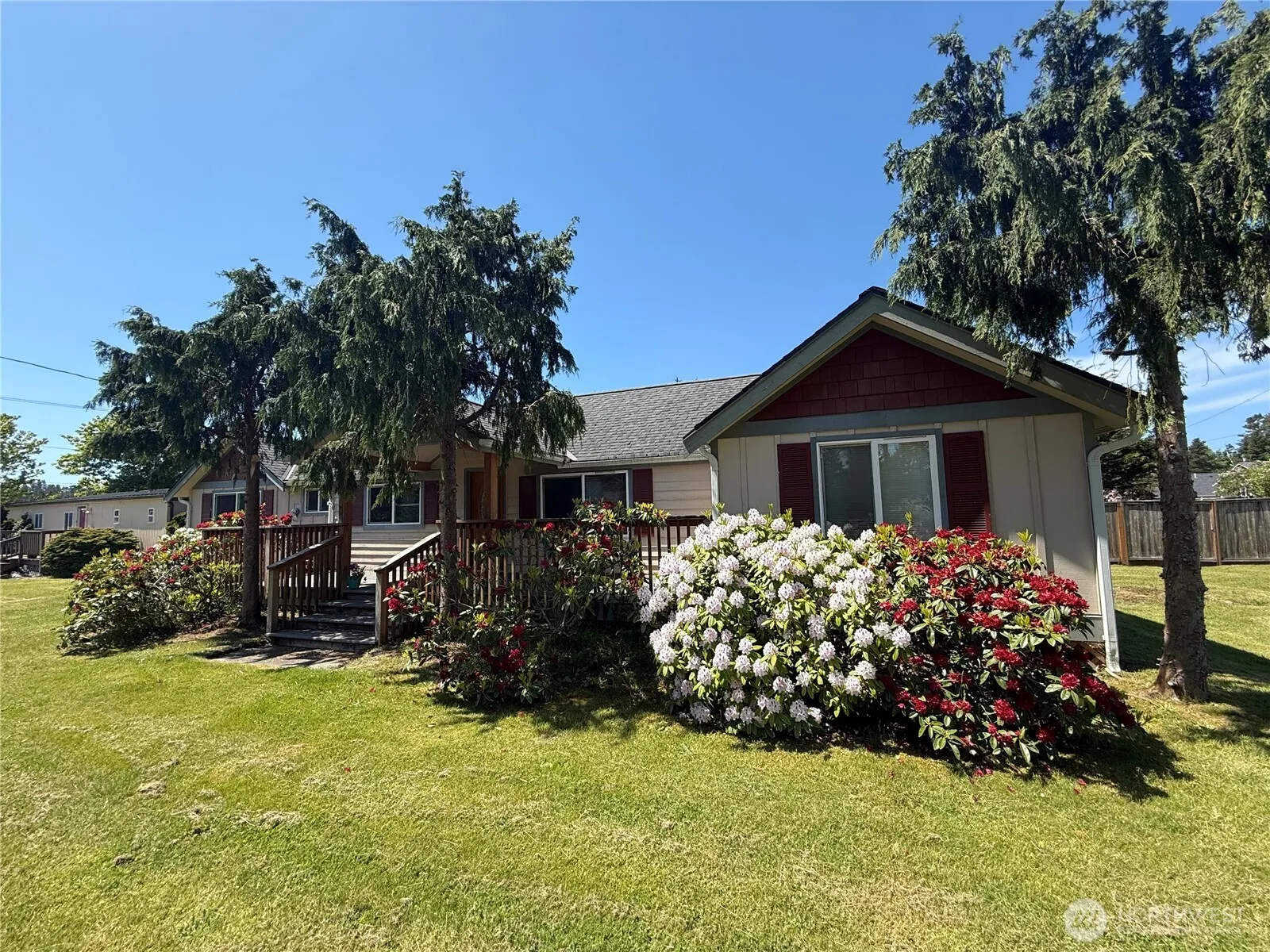 Property photo for 27111 N Place, Ocean Park