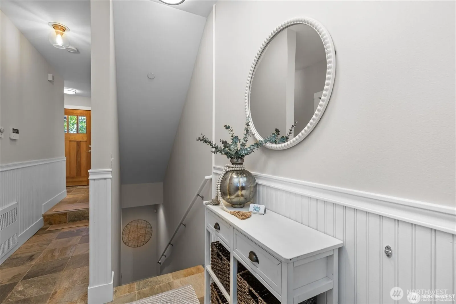 Property photo for 31 Etruria Street #b, Seattle photo 2
