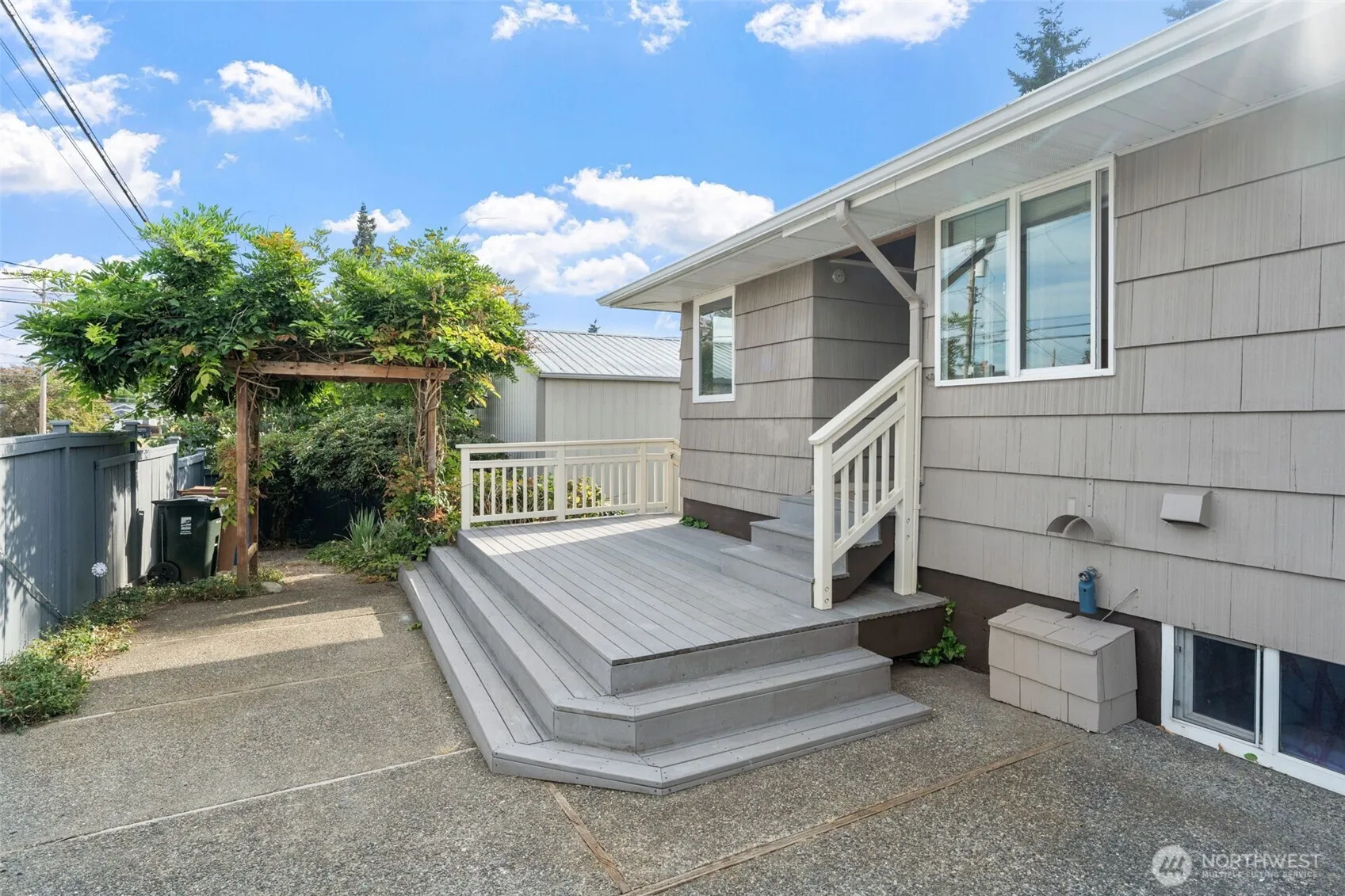 Property photo for 5002 N 10th Street, Tacoma photo 2
