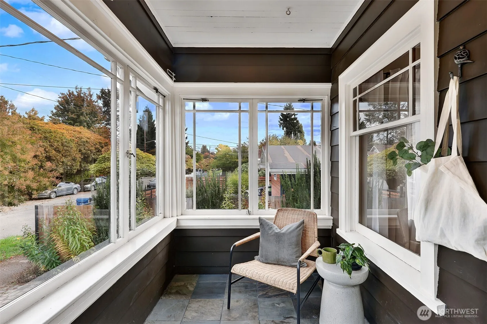 Property photo for 1047 S Donovan Street, Seattle photo 3
