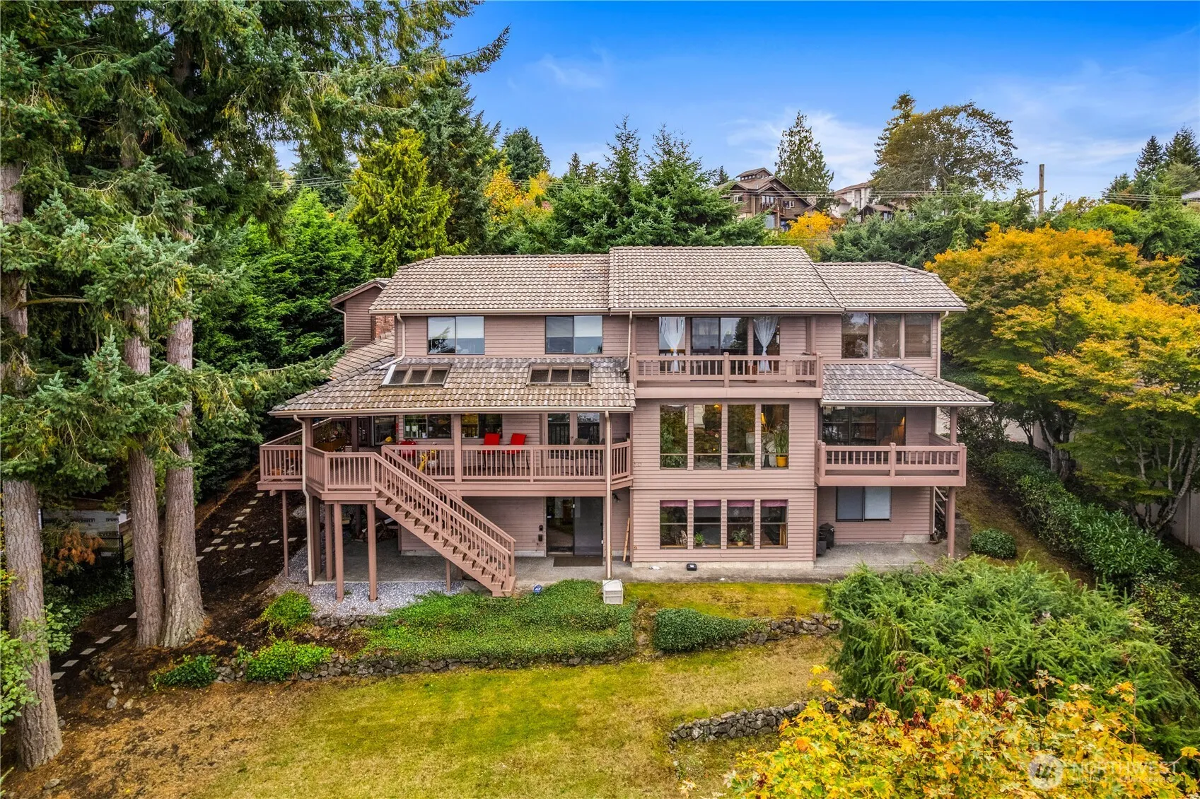 Property photo for 6329 Dash Point Boulevard Ne, Tacoma photo 4