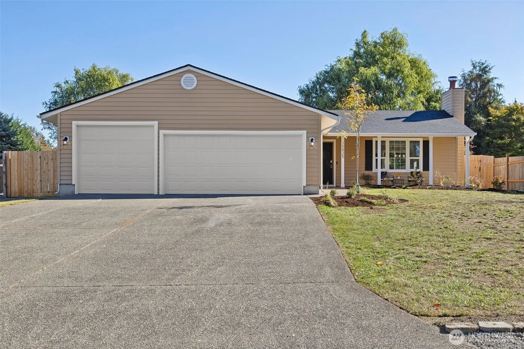Property photo for 15825 120th Avenue E, Puyallup photo 2