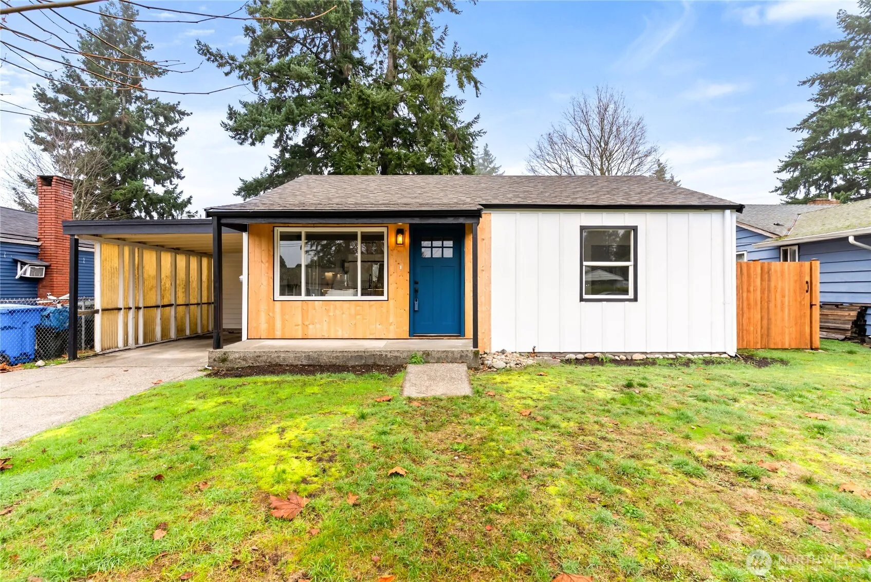 Property photo for 1105 115th Street S, Tacoma photo 2
