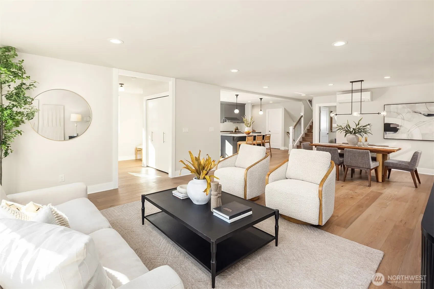 Property photo for 7721 Sunnyside Avenue N, Seattle photo 5
