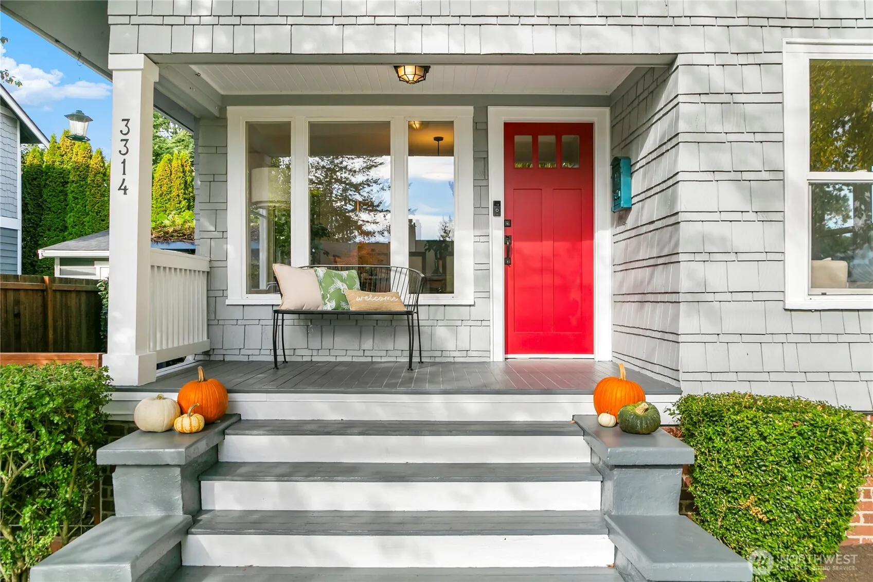 Property photo for 3314 W Armour Street, Seattle photo 2