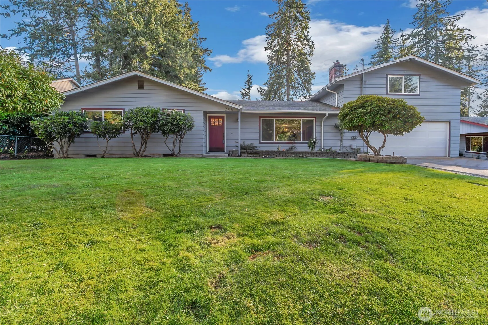 Property photo for 306 144th Street E, Tacoma